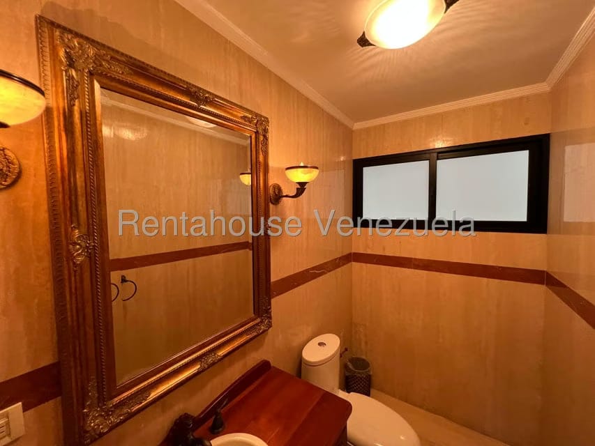 Casa (Multipes Niveles) en Venta en Macaracuay, Distrito Metropolitano - 68