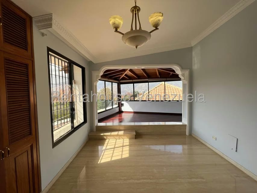 Casa (Multipes Niveles) en Venta en Macaracuay, Distrito Metropolitano - 73