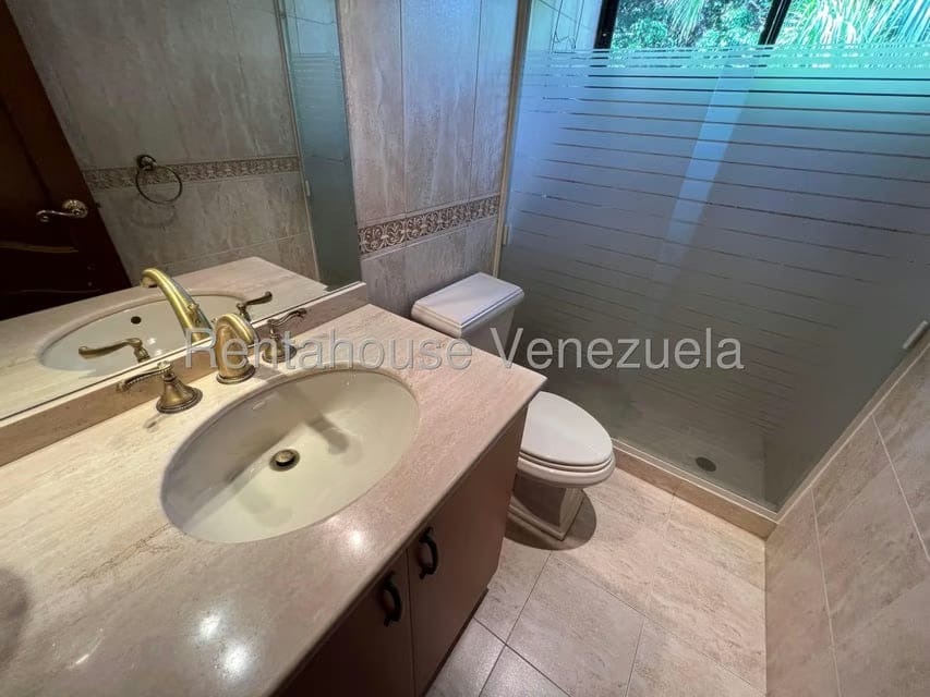 Casa (Multipes Niveles) en Venta en Macaracuay, Distrito Metropolitano - 87