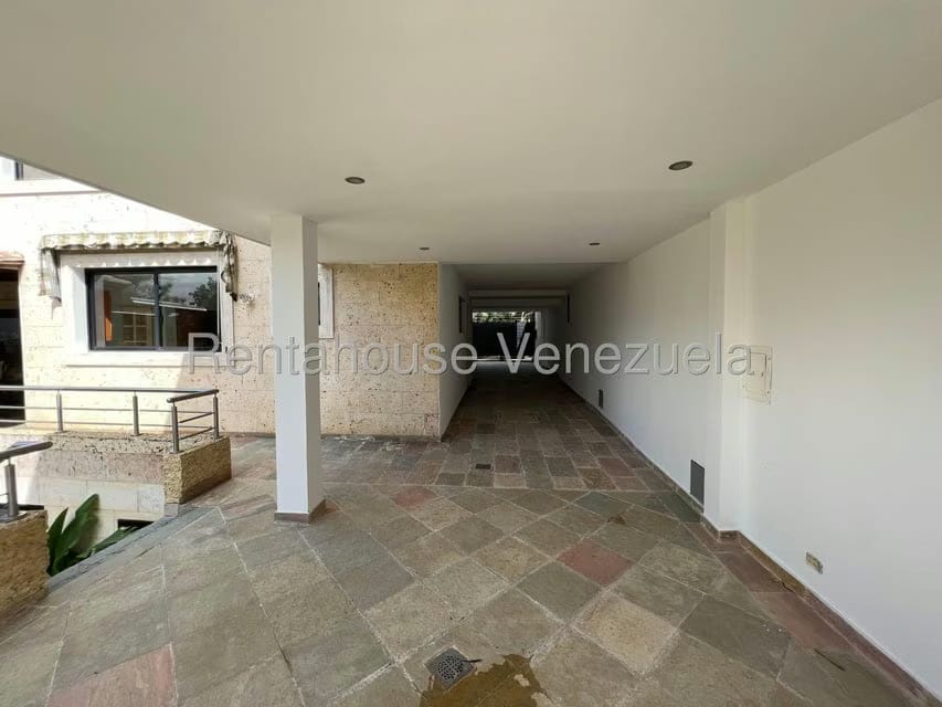 Casa (Multipes Niveles) en Venta en Macaracuay, Distrito Metropolitano - 95