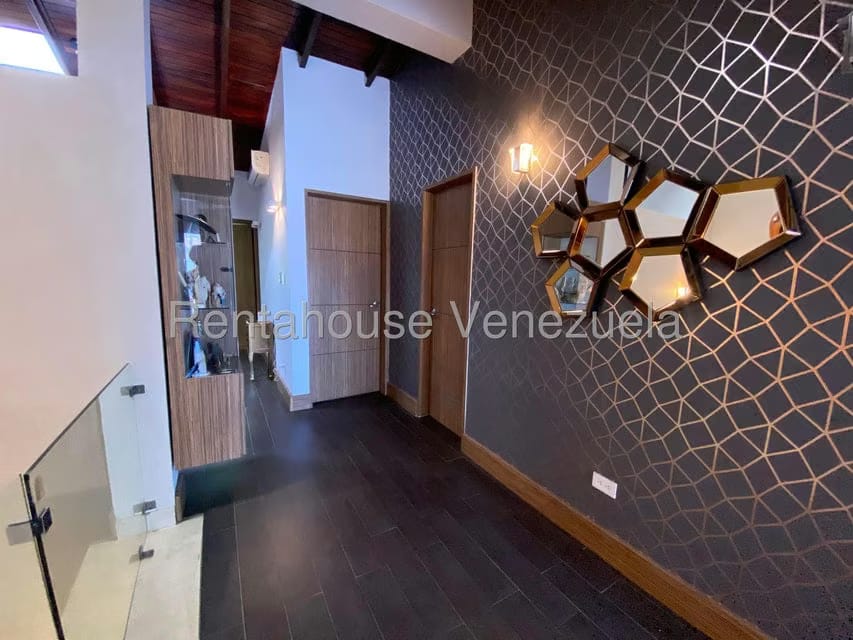 Casa (Multipes Niveles) en Venta en Alto Prado, Distrito Metropolitano - 19