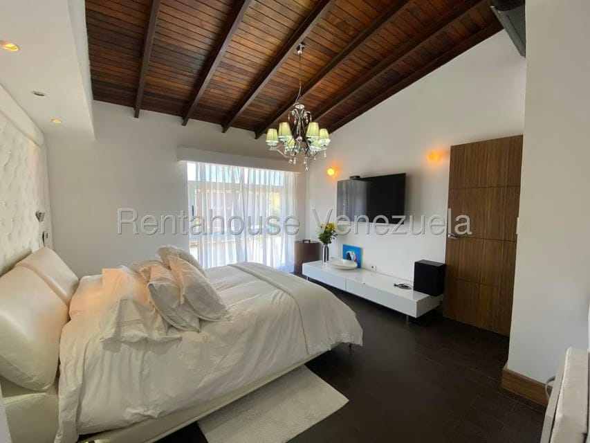 Casa (Multipes Niveles) en Venta en Alto Prado, Distrito Metropolitano - 22