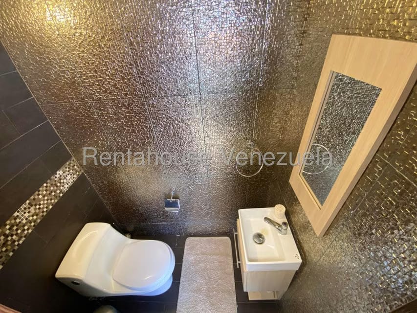 Casa (Multipes Niveles) en Venta en Alto Prado, Distrito Metropolitano - 39