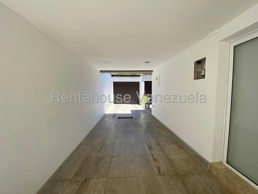 Casa (Multipes Niveles) en Venta en Alto Prado, Distrito Metropolitano - 48