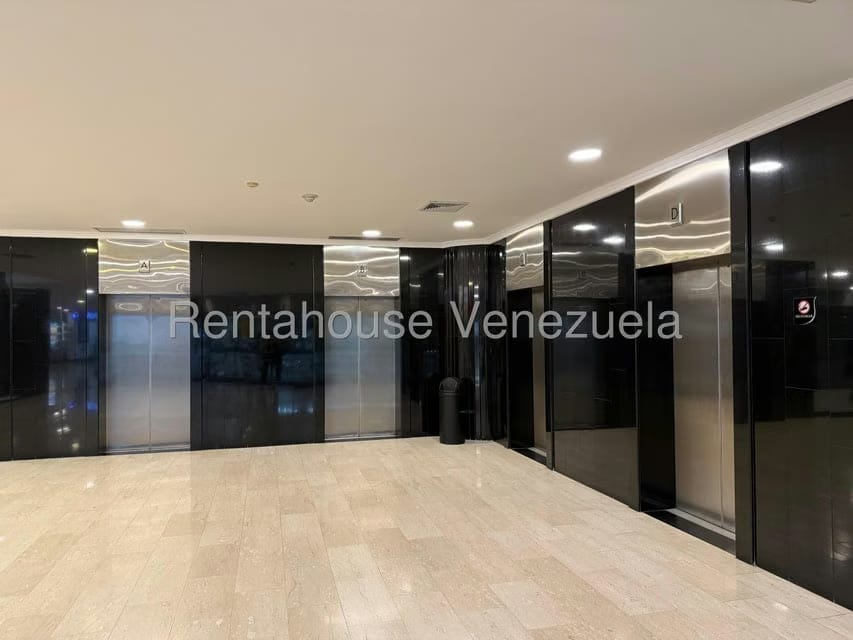 Comercial (Local Comercial) en Alquiler en La Viña, Carabobo - 8