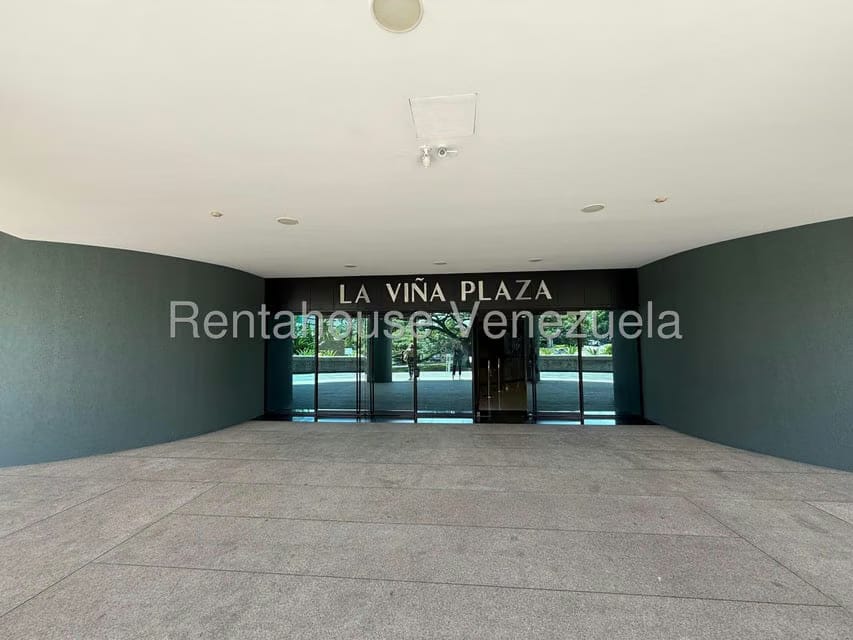 Comercial (Local Comercial) en Alquiler en La Viña, Carabobo - 10