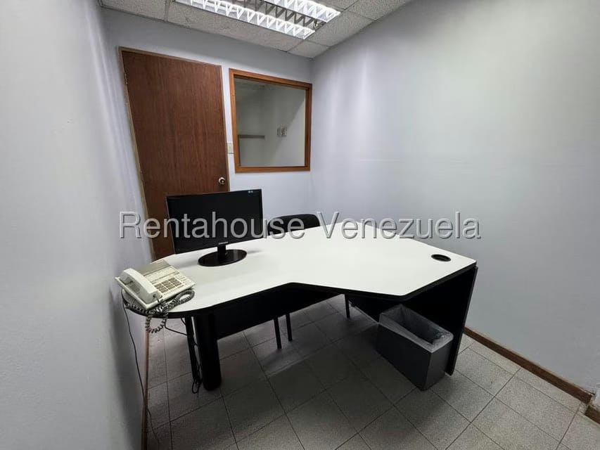 Comercial (Oficina) en Alquiler en La California Sur, Distrito Metropolitano - 7