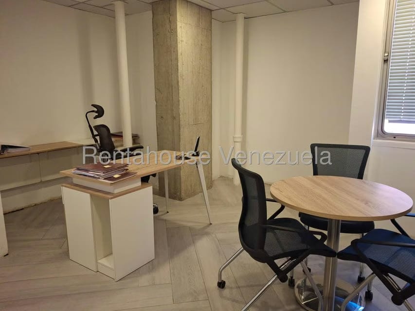 Comercial (Oficina) en Venta en El Rosal, Distrito Metropolitano - 16
