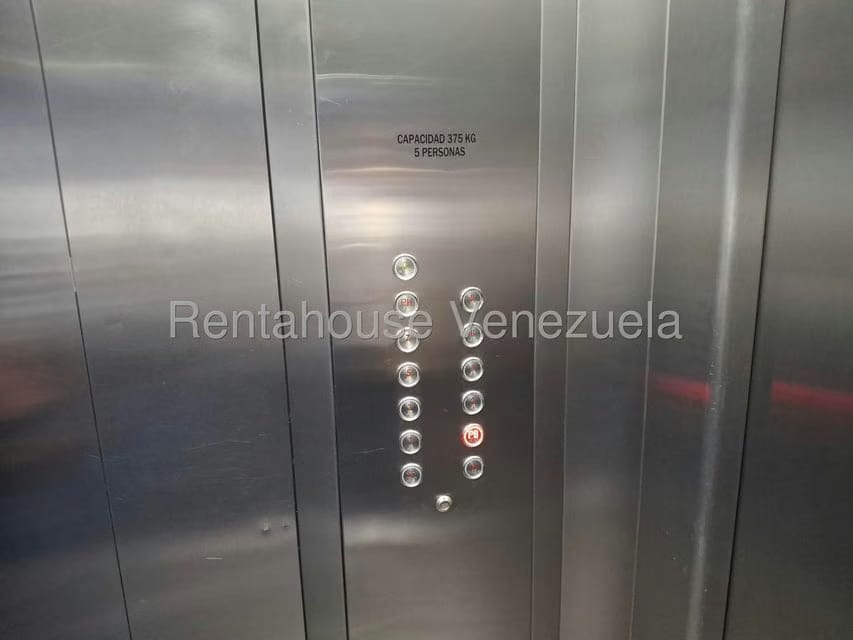 Comercial (Oficina) en Venta en El Rosal, Distrito Metropolitano - 27