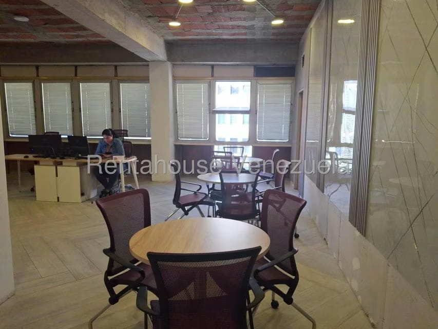 Comercial (Oficina) en Venta en El Rosal, Distrito Metropolitano - 5