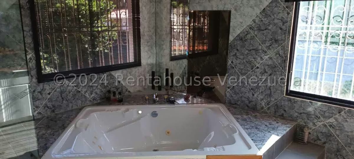 Casa (Multipes Niveles) en Venta en Sorocaima, Distrito Metropolitano - 19
