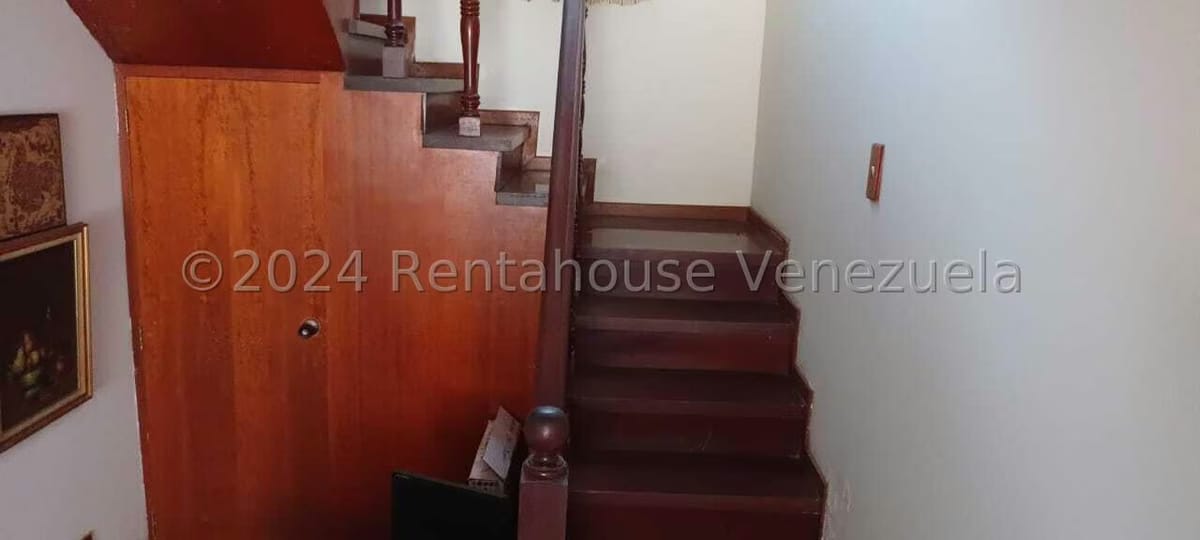 Casa (Multipes Niveles) en Venta en Sorocaima, Distrito Metropolitano - 27