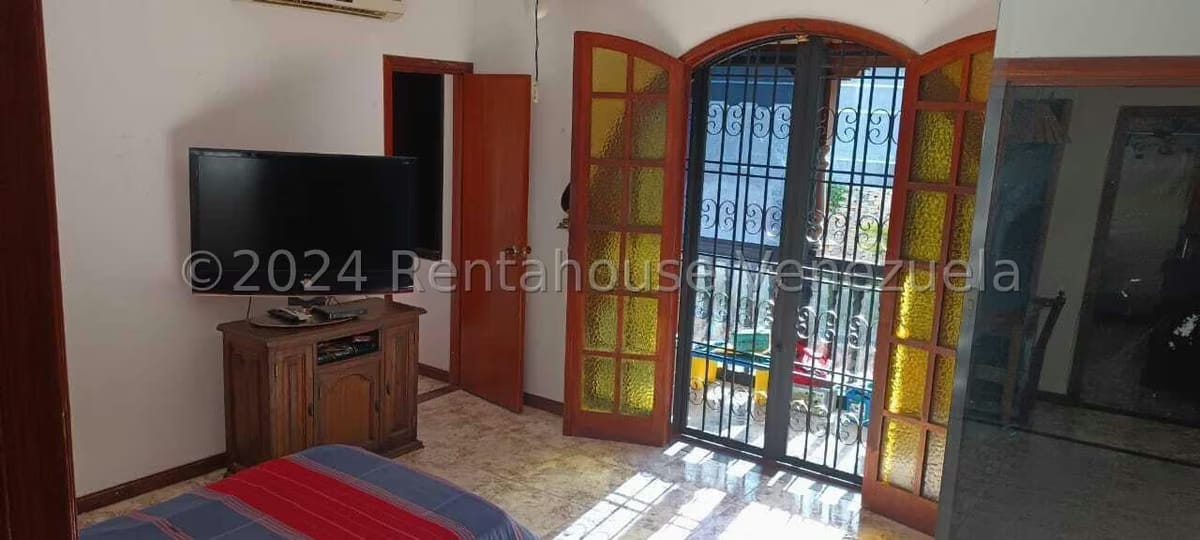 Casa (Multipes Niveles) en Venta en Sorocaima, Distrito Metropolitano - 28