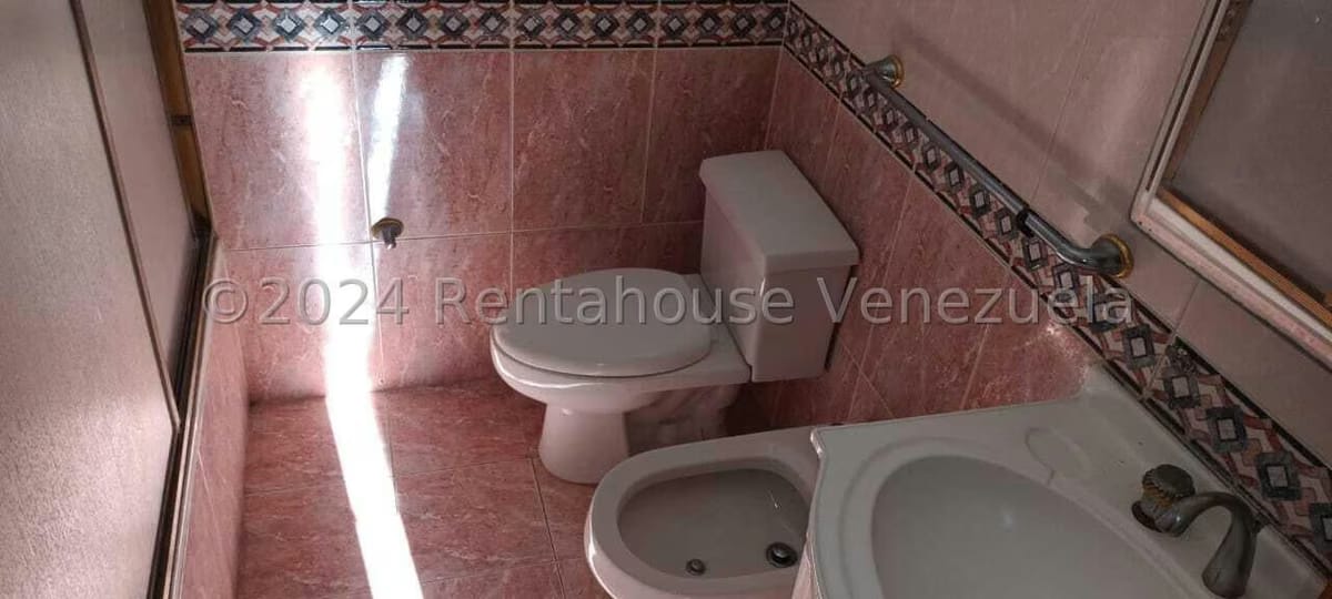 Casa (Multipes Niveles) en Venta en Sorocaima, Distrito Metropolitano - 37