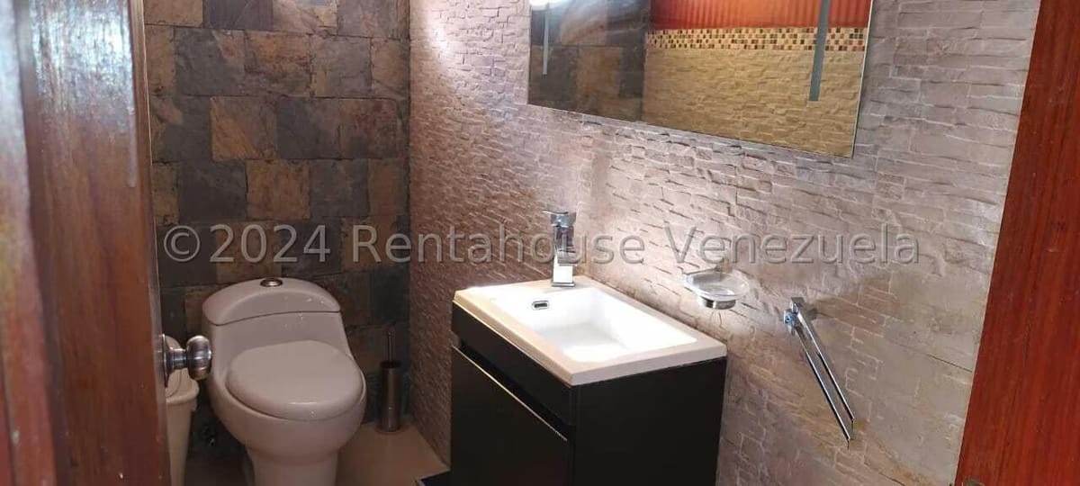 Casa (Multipes Niveles) en Venta en Sorocaima, Distrito Metropolitano - 43