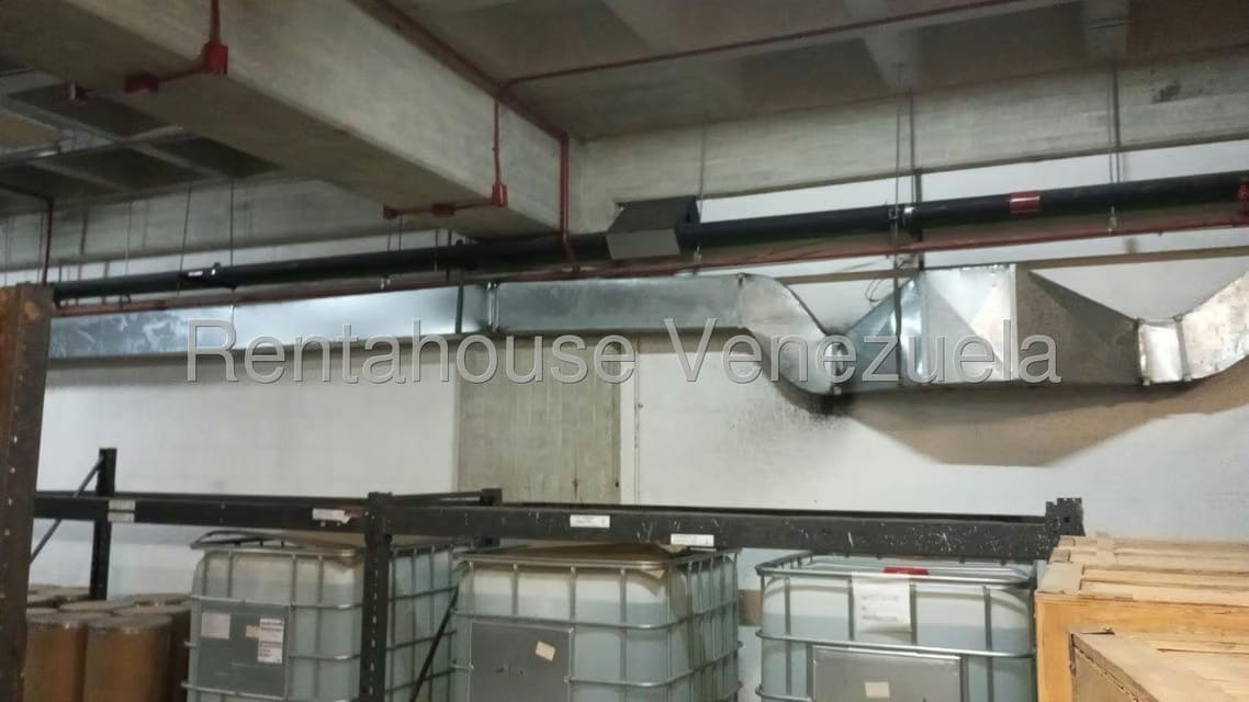 Comercial (Galpon - Deposito) en Alquiler en La Urbina, Distrito Metropolitano - 16