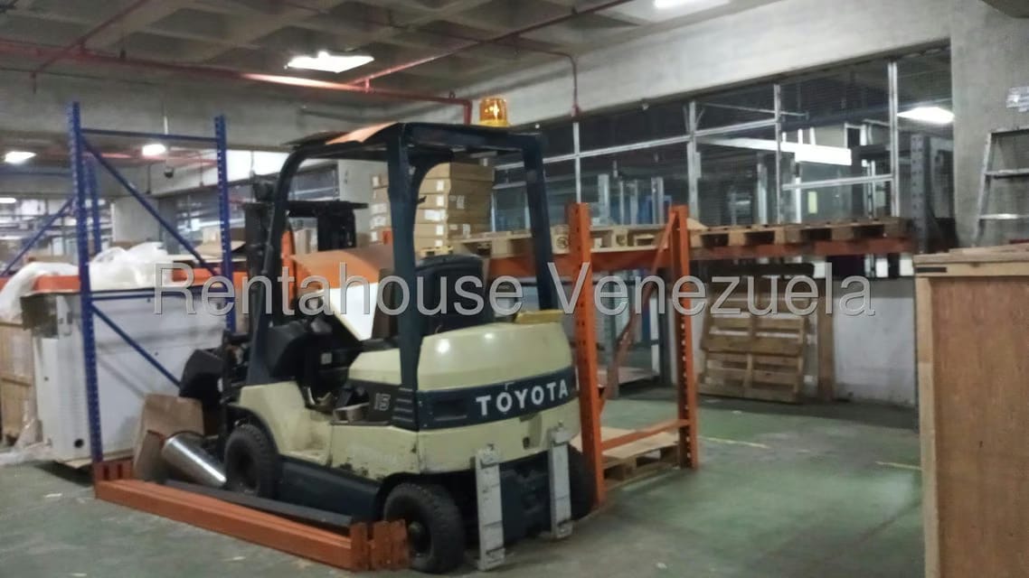Comercial (Galpon - Deposito) en Alquiler en La Urbina, Distrito Metropolitano - 17
