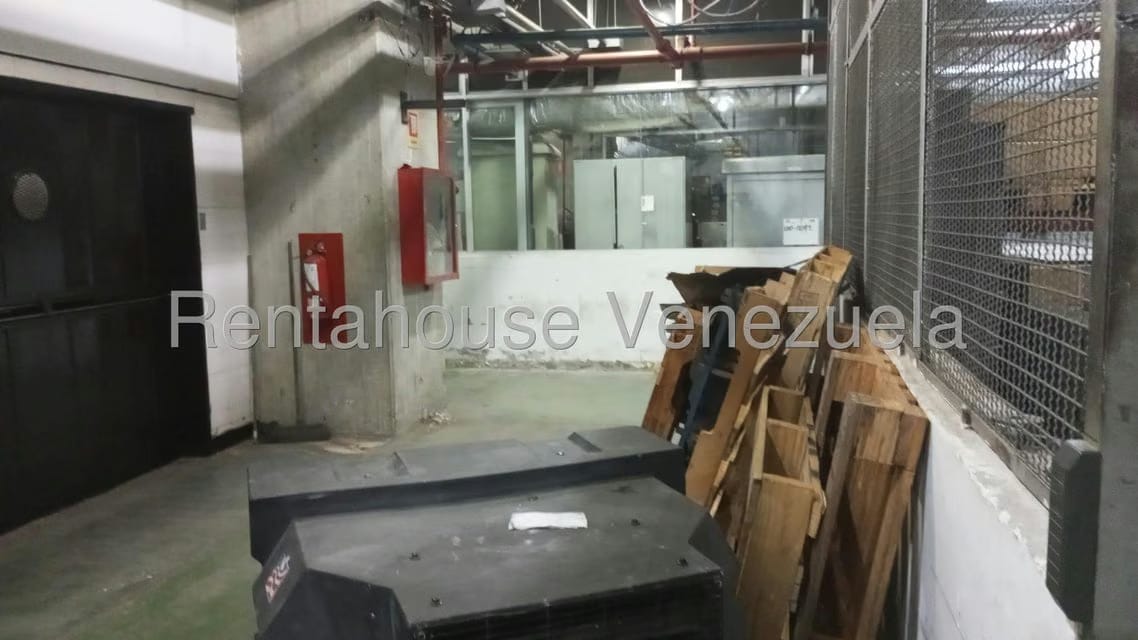 Comercial (Galpon - Deposito) en Alquiler en La Urbina, Distrito Metropolitano - 20