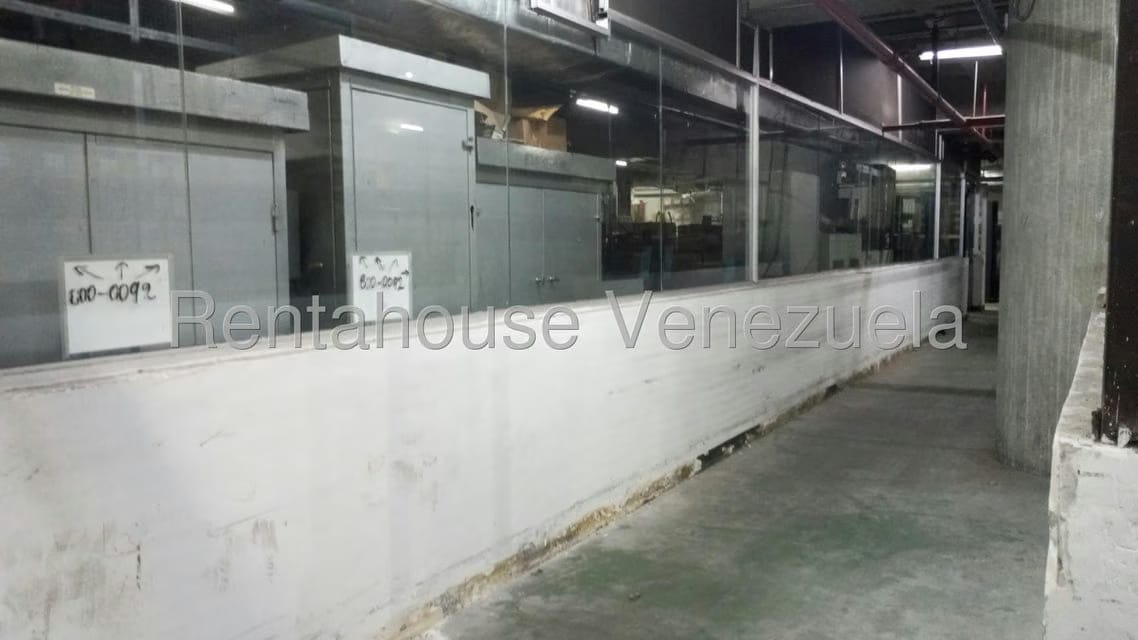 Comercial (Galpon - Deposito) en Alquiler en La Urbina, Distrito Metropolitano - 22
