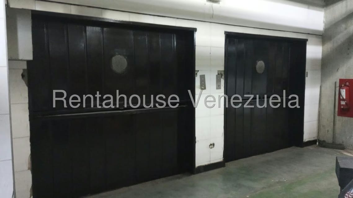 Comercial (Galpon - Deposito) en Alquiler en La Urbina, Distrito Metropolitano - 28
