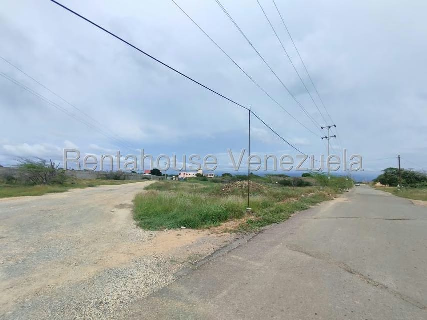Terreno (Comercial) en Venta en Santa Elena, Falcon - 2