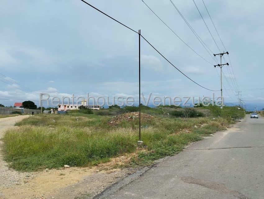Terreno (Comercial) en Venta en Santa Elena, Falcon - 3