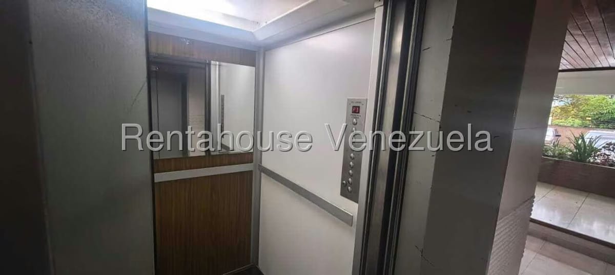 Apartamento (1 Nivel) en Venta en Chuao, Distrito Metropolitano - 15
