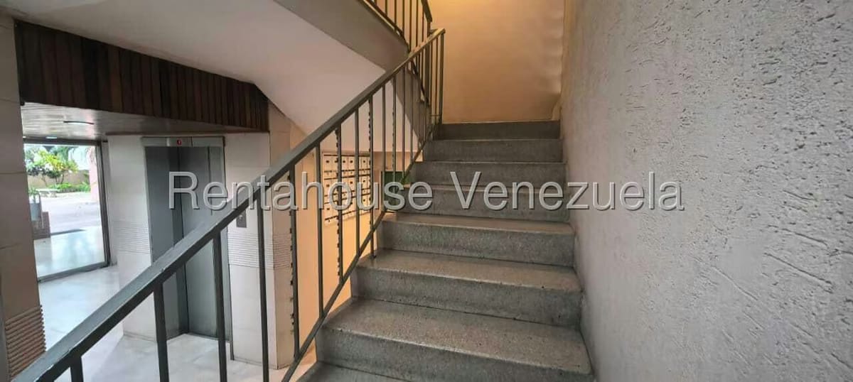 Apartamento (1 Nivel) en Venta en Chuao, Distrito Metropolitano - 16