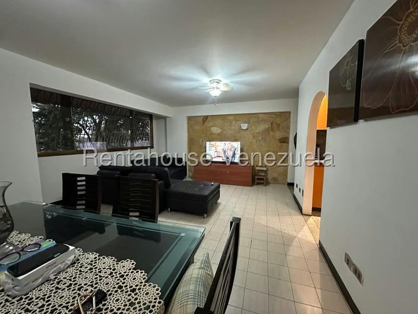 Apartamento (1 Nivel) en Venta en Chuao, Distrito Metropolitano - 28