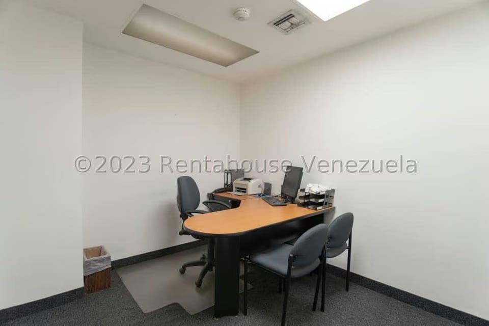 Comercial (Edificio) en Venta en Parroquia Altagracia, Distrito Metropolitano - 16