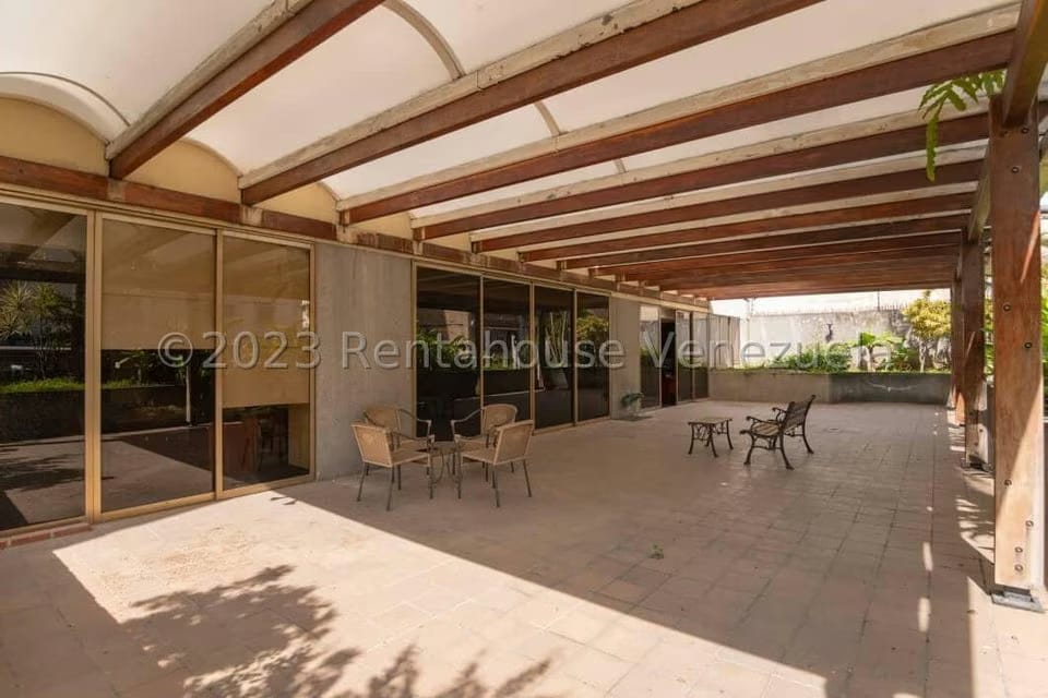 Comercial (Edificio) en Venta en Parroquia Altagracia, Distrito Metropolitano - 20