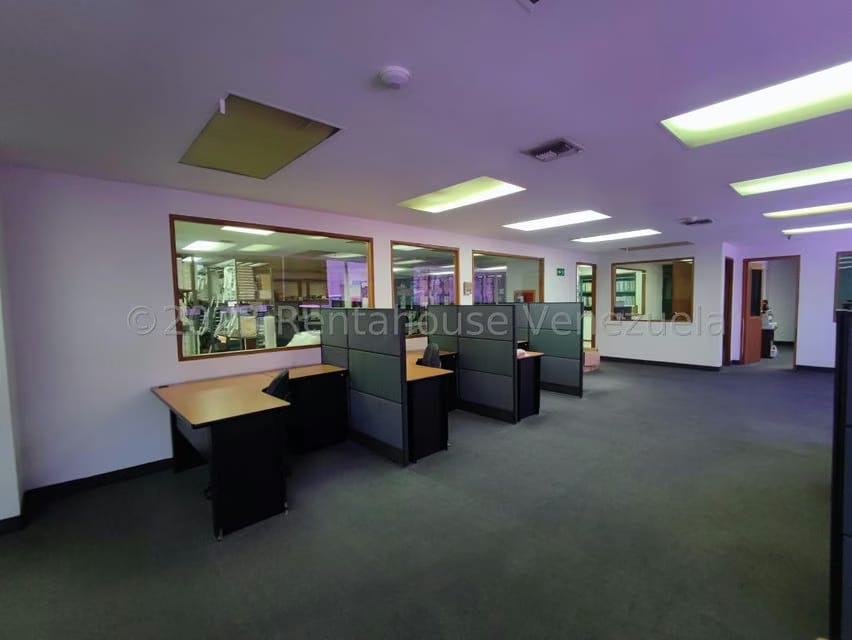 Comercial (Edificio) en Venta en Parroquia Altagracia, Distrito Metropolitano - 24