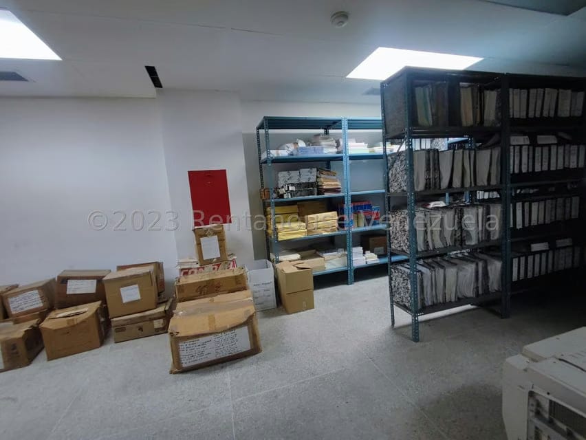 Comercial (Edificio) en Venta en Parroquia Altagracia, Distrito Metropolitano - 27