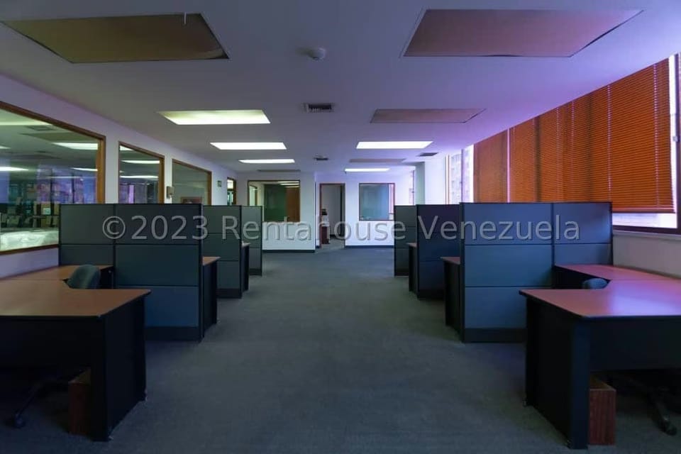 Comercial (Edificio) en Venta en Parroquia Altagracia, Distrito Metropolitano - 29