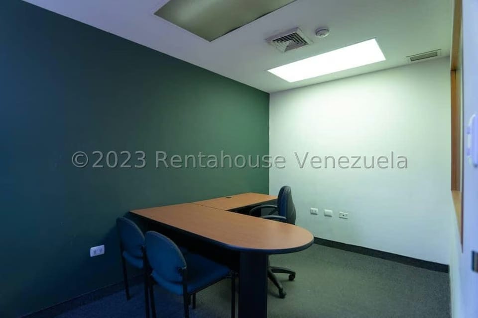 Comercial (Edificio) en Venta en Parroquia Altagracia, Distrito Metropolitano - 44