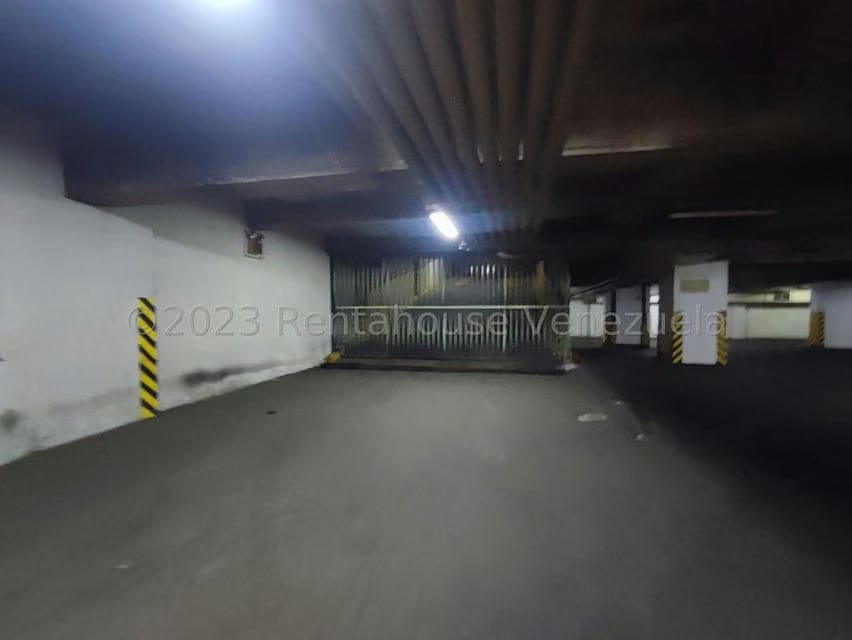 Comercial (Edificio) en Venta en Parroquia Altagracia, Distrito Metropolitano - 45
