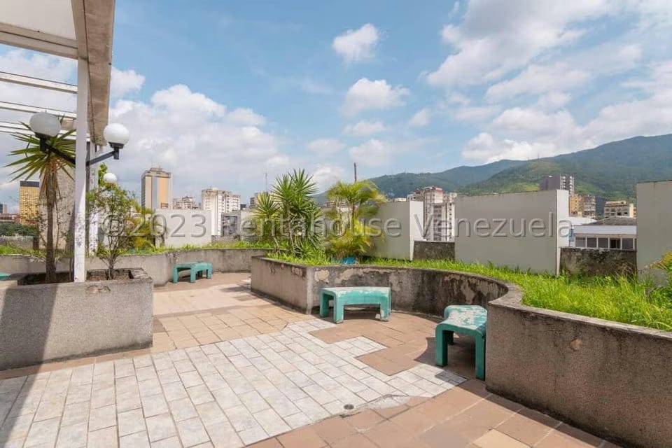 Comercial (Edificio) en Venta en Parroquia Altagracia, Distrito Metropolitano - 51