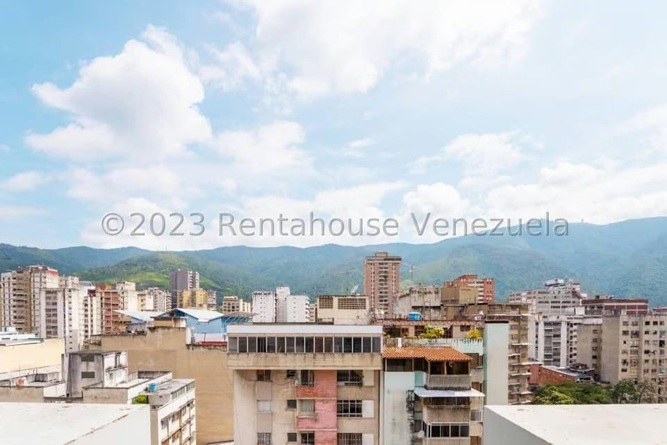 Comercial (Edificio) en Venta en Parroquia Altagracia, Distrito Metropolitano - 55