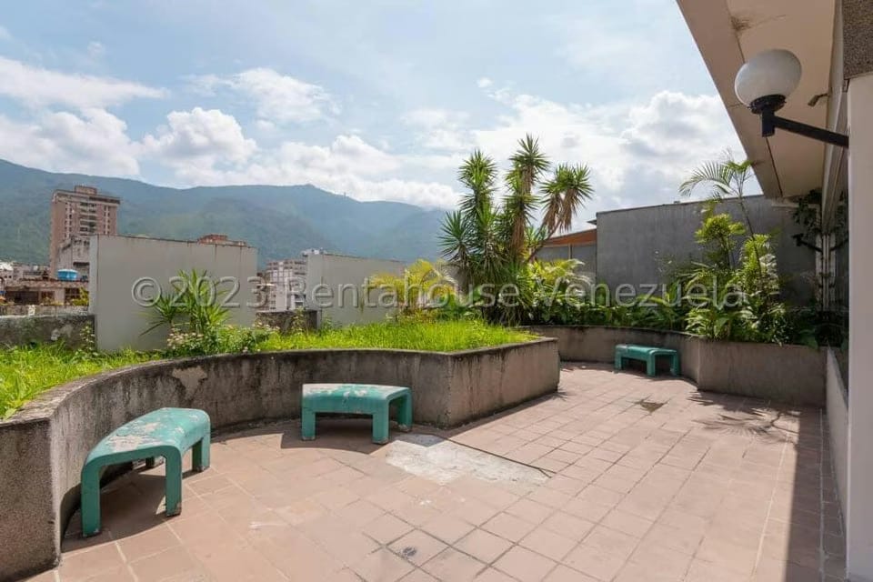 Comercial (Edificio) en Venta en Parroquia Altagracia, Distrito Metropolitano - 58