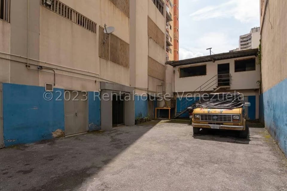 Comercial (Edificio) en Venta en Parroquia Altagracia, Distrito Metropolitano - 62