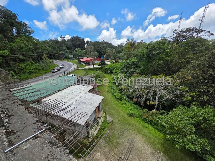 Comercial (Local Comercial) en Alquiler en El Junquito, Distrito Metropolitano - 13