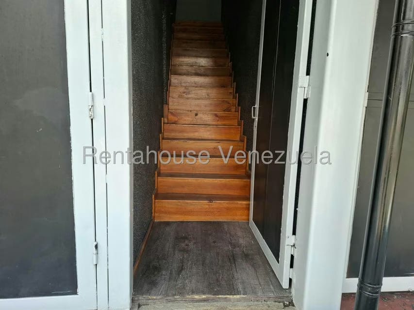 Apartamento (Duplex) en Alquiler en Santa Monica, Distrito Metropolitano - 2