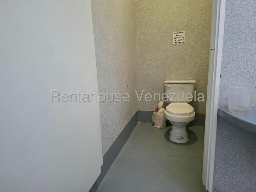 Apartamento (Duplex) en Alquiler en Santa Monica, Distrito Metropolitano - 11