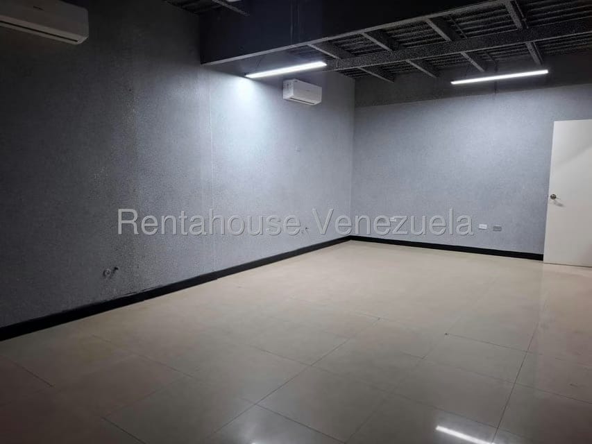 Apartamento (Duplex) en Alquiler en Santa Monica, Distrito Metropolitano - 7