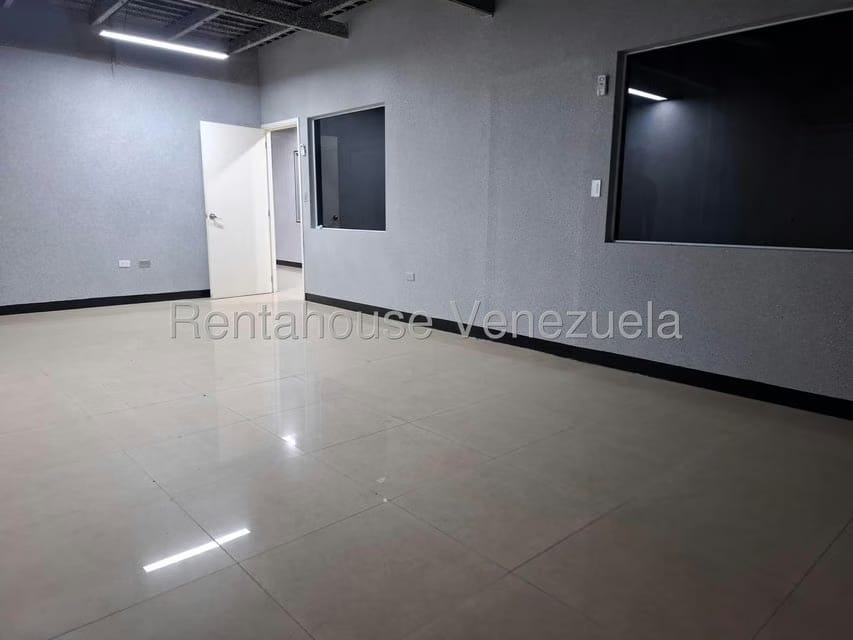Apartamento (Duplex) en Alquiler en Santa Monica, Distrito Metropolitano - 9