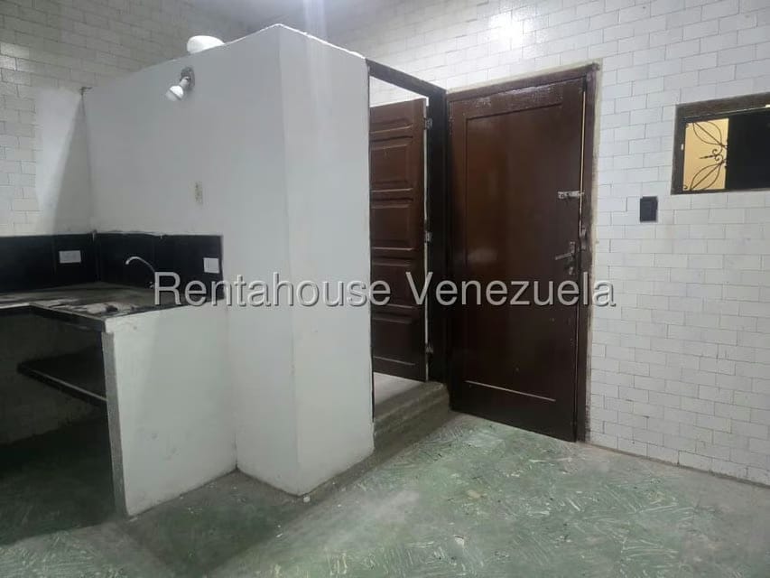 Anexo (1 Nivel) en Alquiler en Centro, Lara - 5