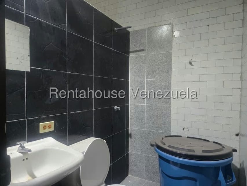 Anexo (1 Nivel) en Alquiler en Centro, Lara - 6