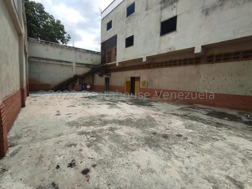 Comercial (Local Comercial) en Venta en Las Brisas, Aragua - 17
