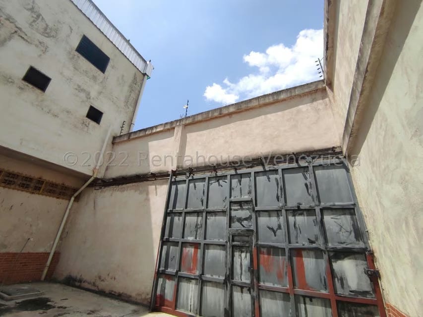 Comercial (Local Comercial) en Venta en Las Brisas, Aragua - 82