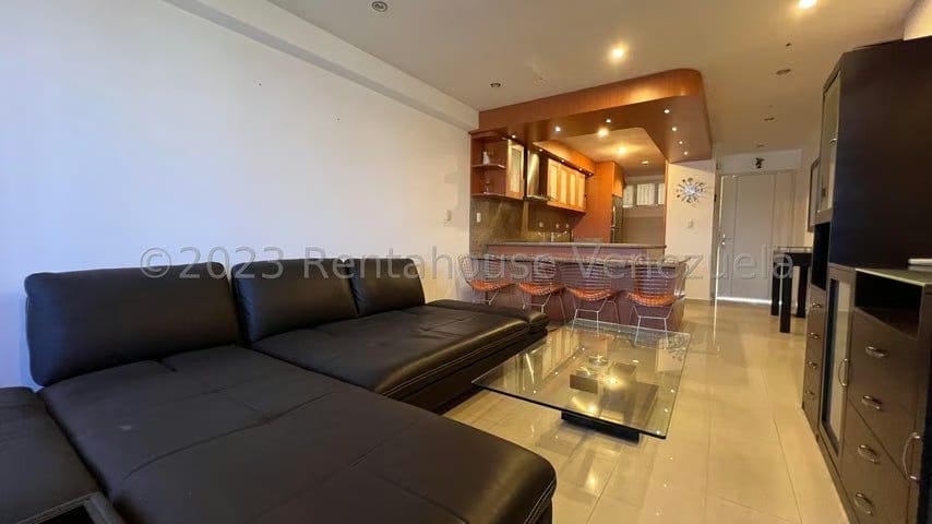 APARTAMENTO EN VENTA – YENNIEF ROJAS. COD23-18044 - 2